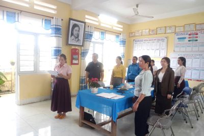 Chi bộ trường MN Ba Khâm tổ chức lễ Kết nạp Đảng viên