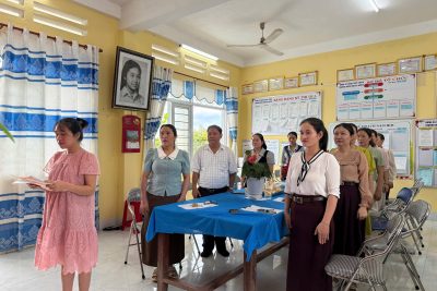 Chi bộ trường MN Ba Khâm kết nạp 02 Đảng viên mới